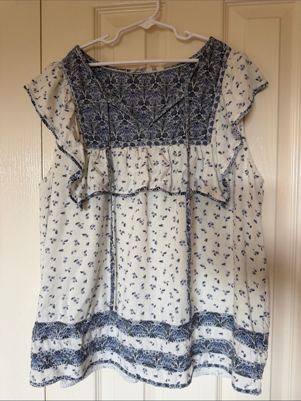 Fat Face White and Navy Blue Floral Ruffle Peasant Top